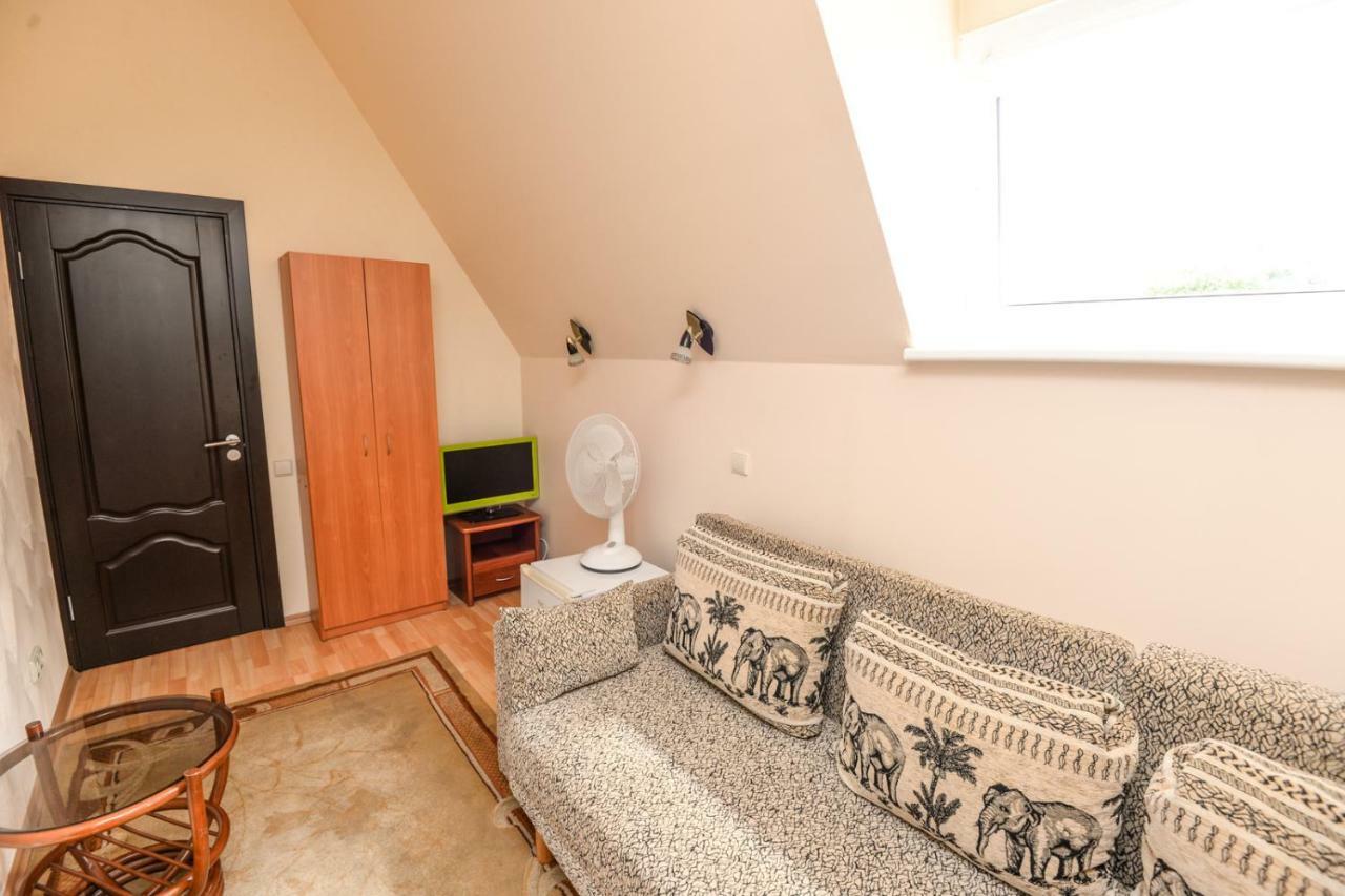 Columba Livia Guesthouse Palanga Dış mekan fotoğraf